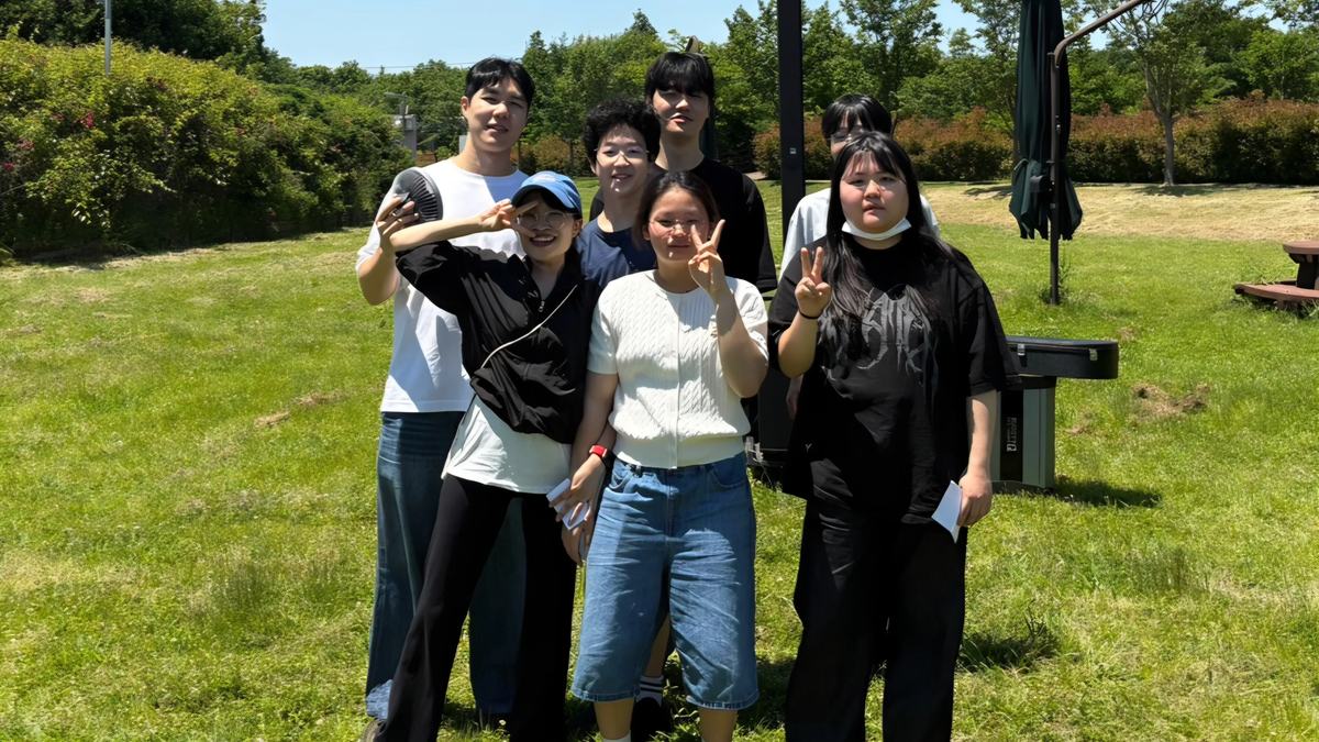 꿈틀청소년부 단체 사진